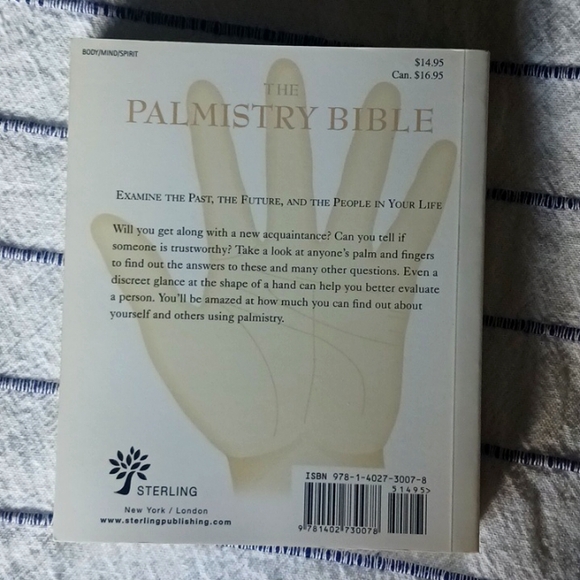 Palmistry book - Picture 2 of 2